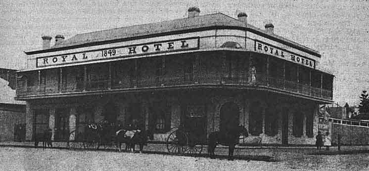 Royal Hotel, Yass. Image: Australian Town and Country Journal,  Sat 1 Dec 1900 p. 35. Reproduction: Peter de Waal
