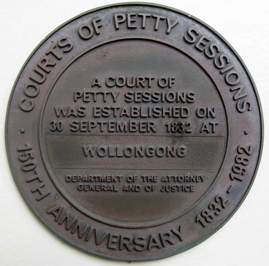 Wollongong 1832 petty sessions court commemoration plaque. Photo: Peter de Waal