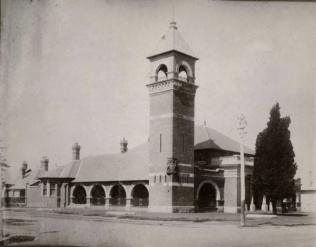 Parramatta courthouse, opened 25 Nov 1896. Photo ID: SRNSW 4346_ a020_a020000003.jpg Parramatta courthouse, opened 25 Nov 1896. Photo ID: SRNSW 4346_ a020_a020000003.jpg
