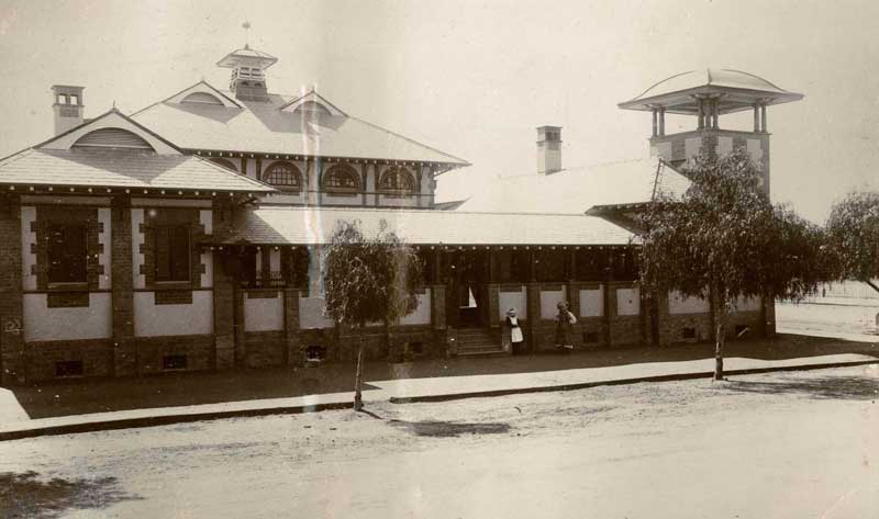 Bourke courthouse, side facade. Photo ID: SRNSW 4346_a020_a020000056.jpg