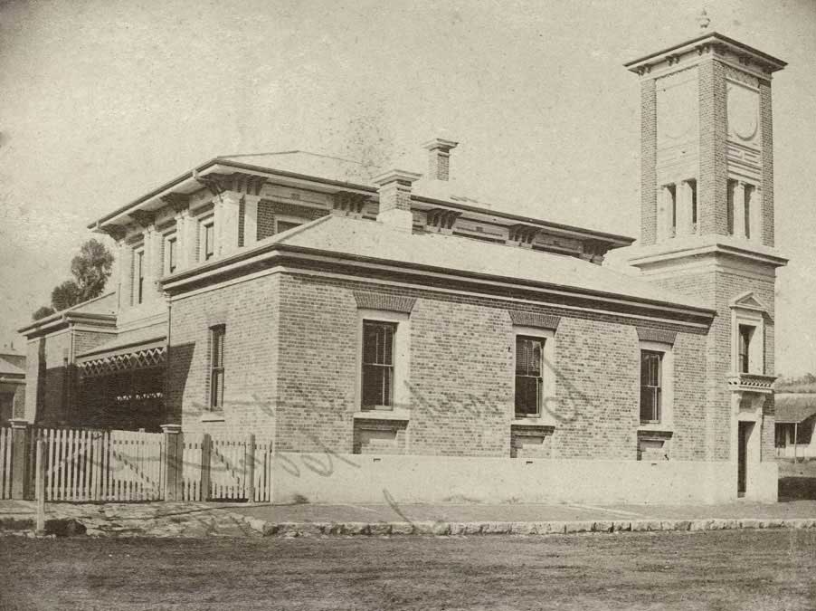 Carcoar courthouse, side facade, built 1882. Photo ID: SRNSW 4346 _a020_a020000313.jpg