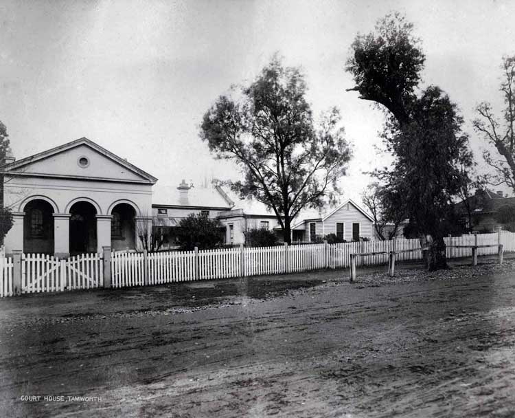 Tamworth courthouse, built 1889. Photo ID: SRNSW 4346_a020_a020000051.jpg Tamworth courthouse, built 1889. Photo ID: SRNSW 4346_a020_a020000051.jpg