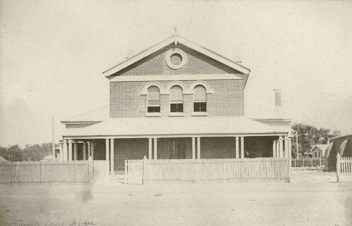 Coonamble courthouse, built 1881. Photo ID: SRNSW 4346_a020_ a020000326.jpg Coonamble courthouse, built 1881. Photo ID: SRNSW 4346_a020_ a020000326.jpg