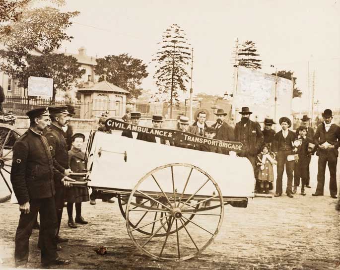 Civil Ambulance and Transport Brigade of NSW, c. 1900. Image: NSW State Library. Reproduction: Peter de Waal