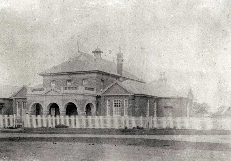 Kempsey courthouse, build c. 1876. Photo ID: SRNSW 4346_ a020_ a020000306.jpg Kempsey courthouse, build c. 1876. Photo ID: SRNSW 4346_ a020_ a020000306.jpg