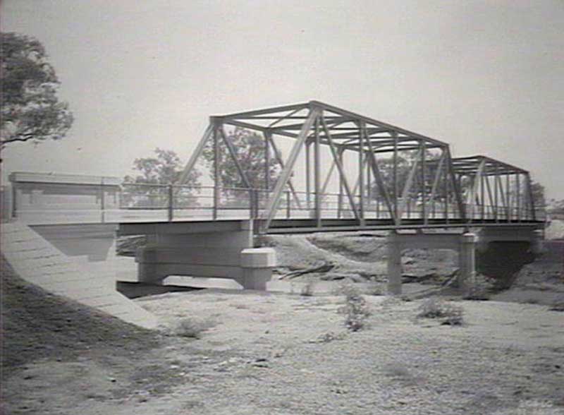 New pioneer bridge over Gwydir River at Moree. Image: NSW State Library collection. Reproduction: Peter de Waal New pioneer bridge over Gwydir River at Moree. Image: NSW State Library collection. Reproduction: Peter de Waal