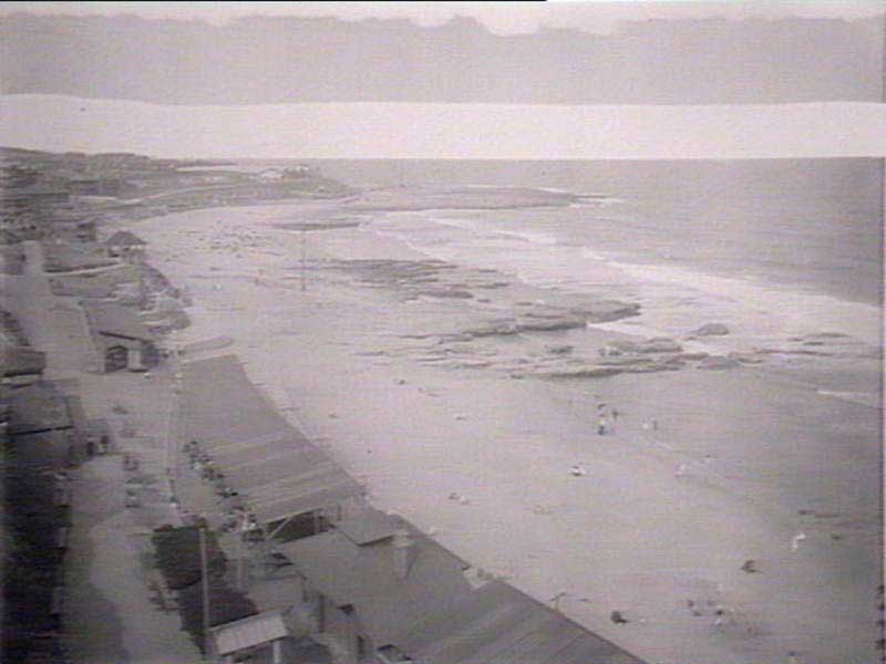 Newcastle Beach, terraces, promenade, etc. Image: NSW State Library collection. Reproduction: Peter de Waal