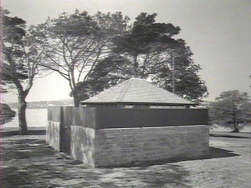 New latrine for men, Sydney Domain. Image: NSW State Library collection. Reproduction: Peter de Waal