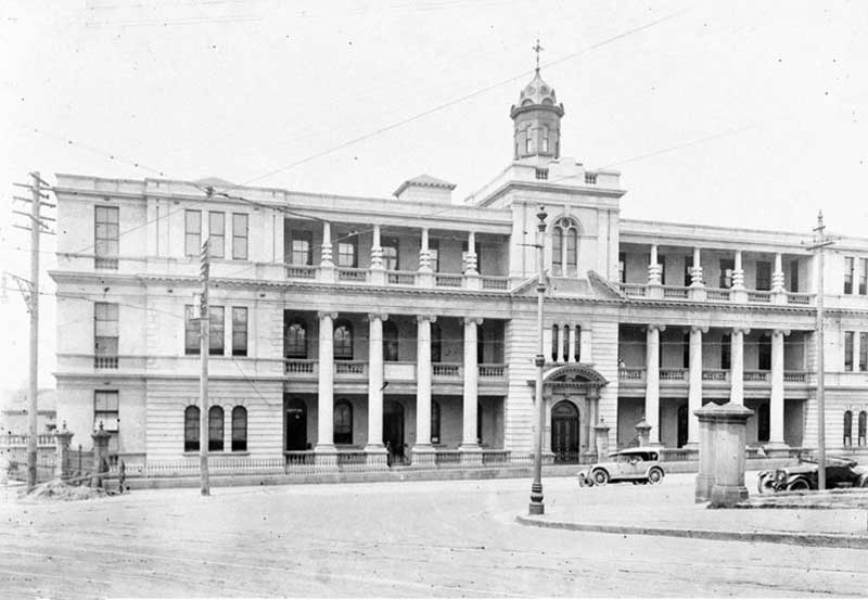 St Vincent’s Hospital, Darlinghurst. Image: NSW State Library collection. Reproduction: Peter de Waal