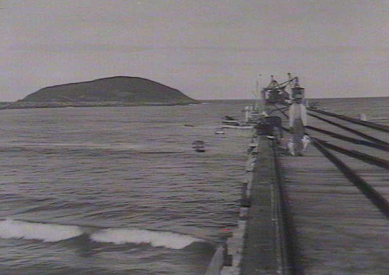 Coffs Harbour Jetty, Mar 1928. Image: NSW State Library collection. Reproduction: Peter de Waal
