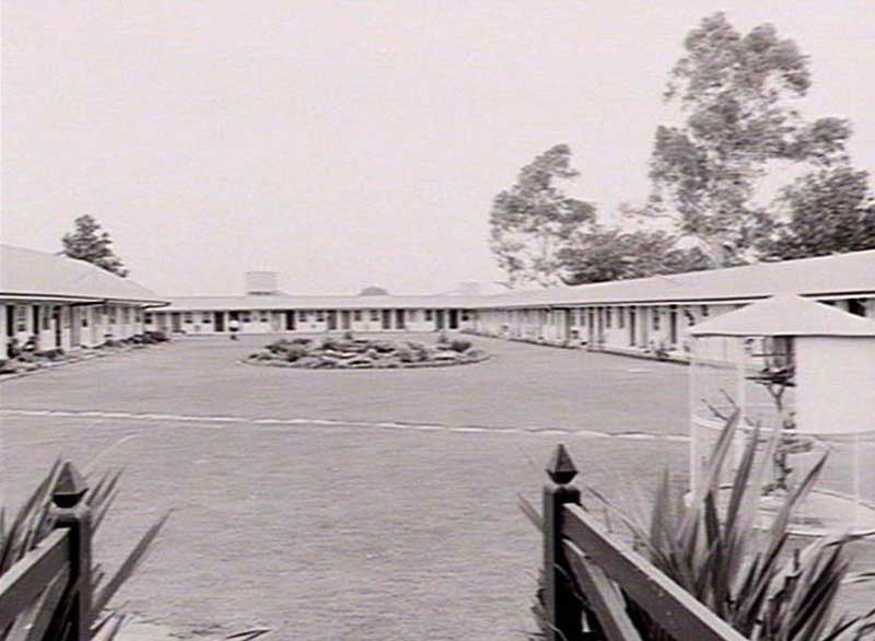 Emu Plains Prison Farm, 1 Dec 1982. Image: NSW State Library collection. Reproduction: Peter de Waal