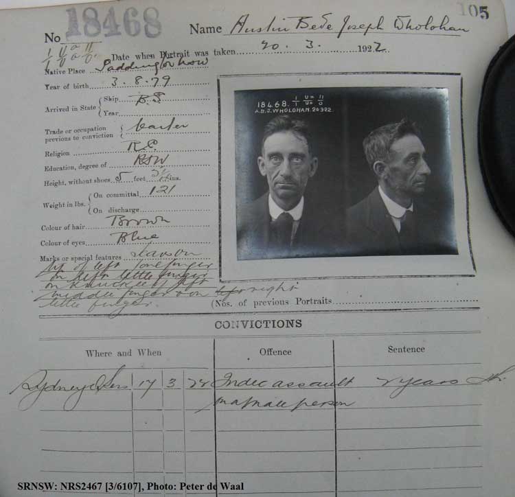 SRNSW: NRS2467, [3/6107], State Penitentiary photographic description book, 8 Feb 1922-5 Sep 1922, No. 18468, p. 105.