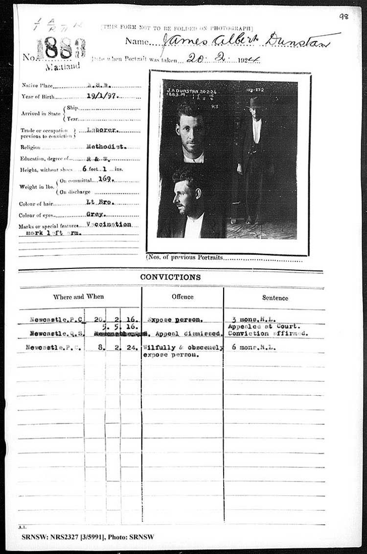 SRNSW: NRS2327, [3/5991], Maitland Gaol photographic description book, 1875-1930, No. 1883, p. 98, R5132.