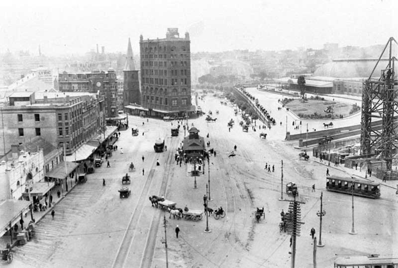 Railway Square, before the Central Railway clock tower (on right) was built, c. 1910. Image: NSW State Library collection. Reproduction: Peter de Waal