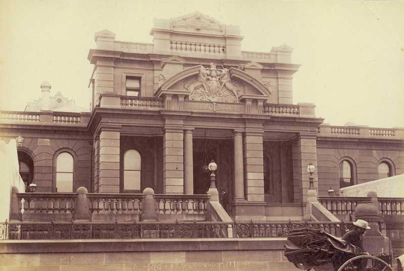 Central Police Court, Sydney, c. 1900-1910. Image: NSW State Library collection. Reproduction: Peter de Waal